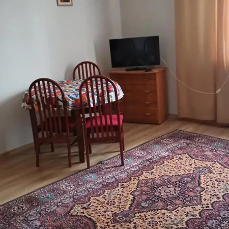 Nowe Apartman Varsó